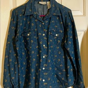 Women’s Button Down Top By Liz Claiborne